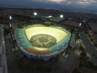 オロナミンC球場 照明塔